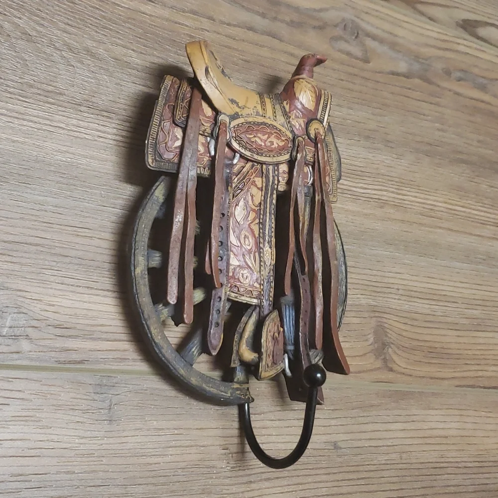 Saddle Wall Hook